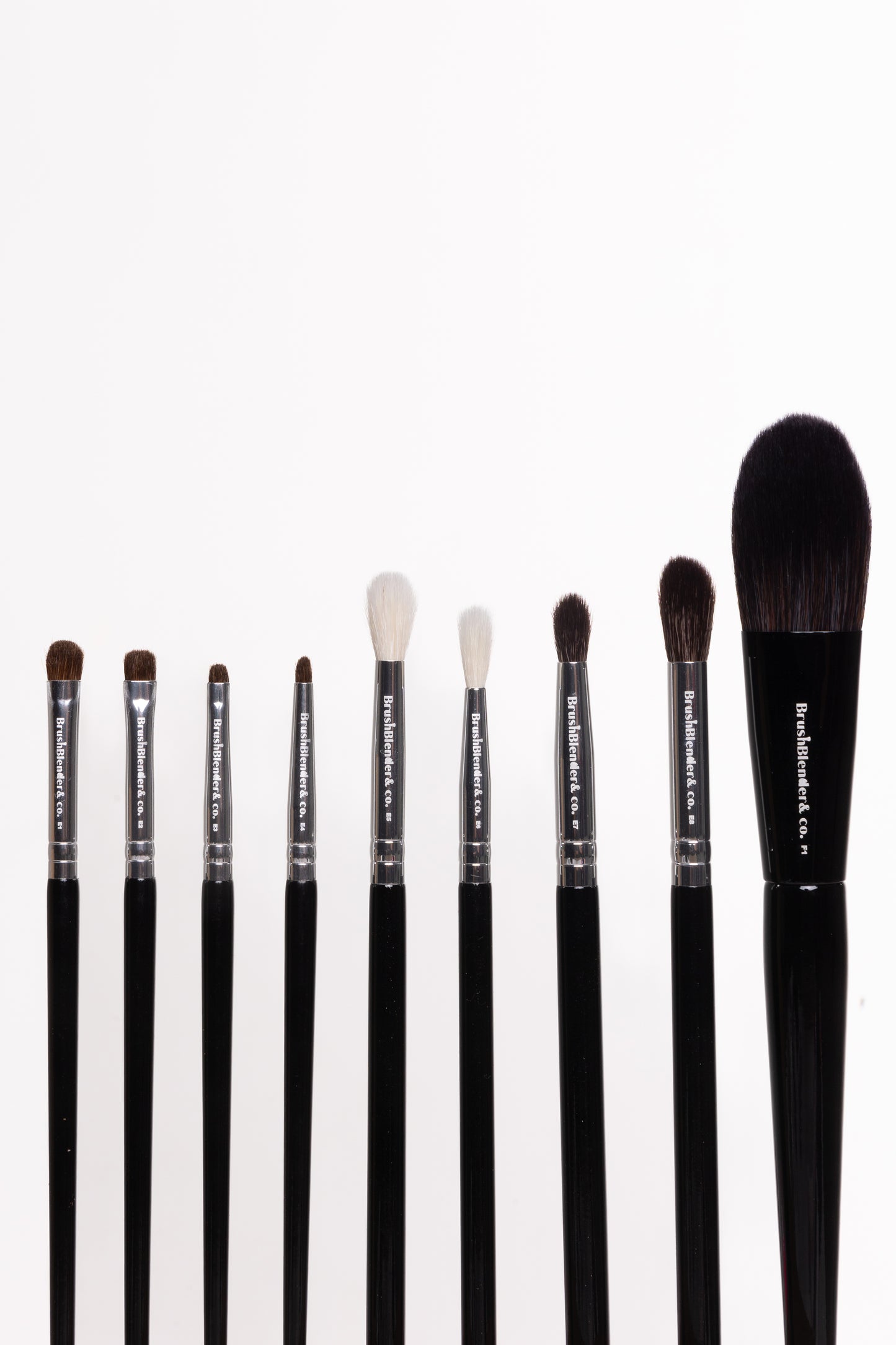 Set od 9 četkica za oči i za lice