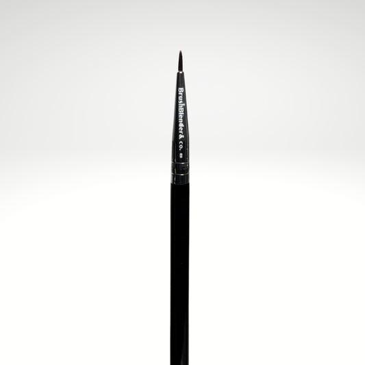 E9 četkica za eyeliner